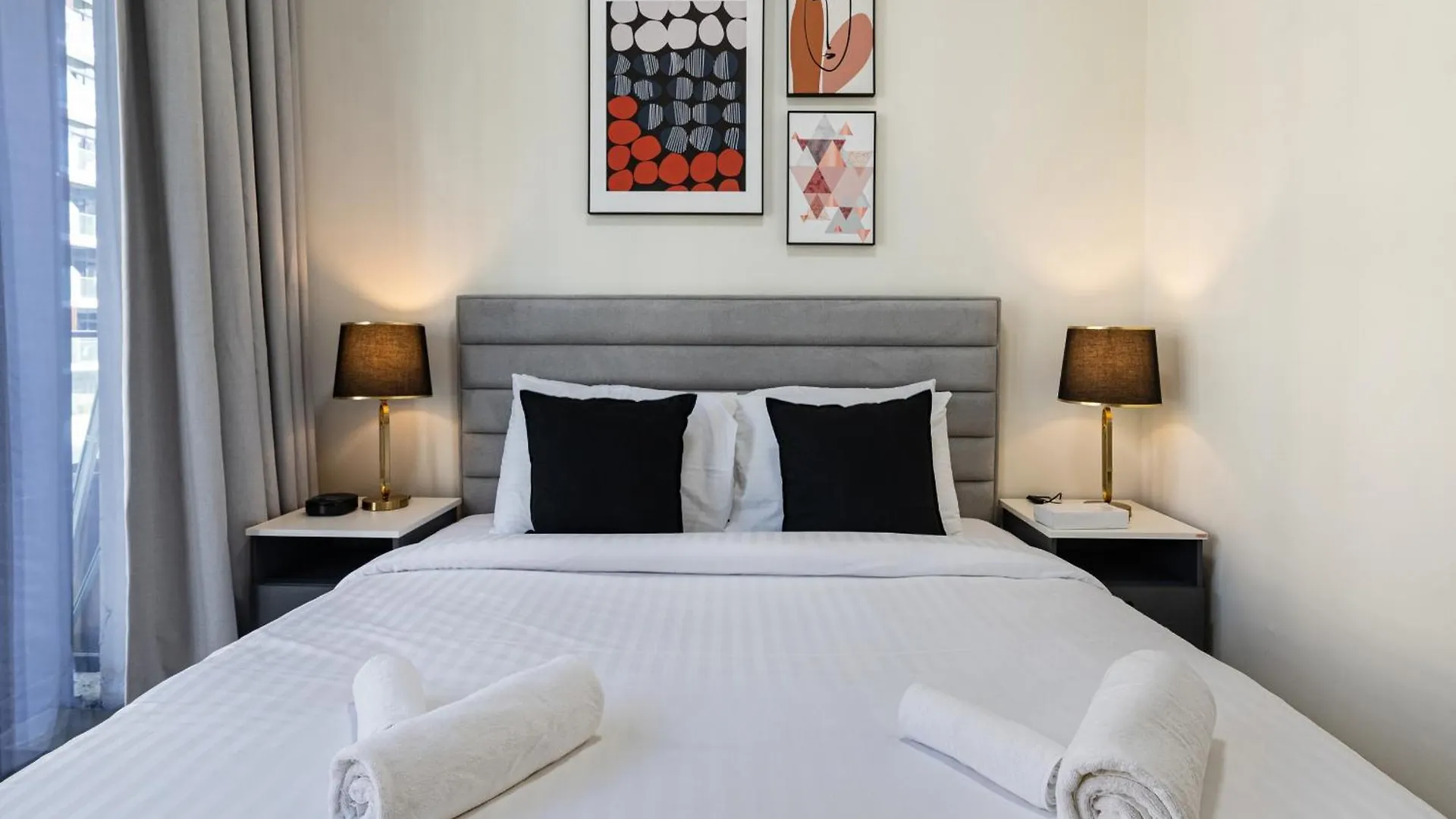 Contemporary 1Br In Azizi Riviera 27, Meydan City- Allsopp & Allsopp Dubai Apartment